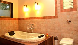 Forest Village Holiday Homes - Bathroom